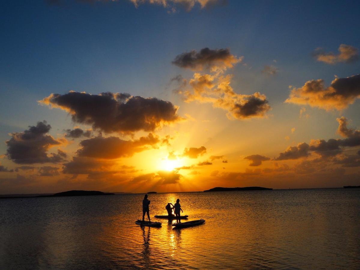 Hotel California Miyakojima Resort Zewnętrze zdjęcie